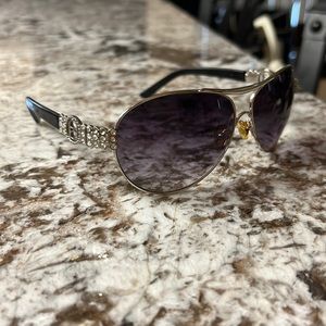🖤🖤Bebe sunglasses